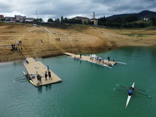 FOTO: Na Ramskom jezeru održana 10. veslačka regata