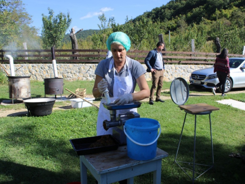 FOTO/VIDEO: Ljubav na djelu