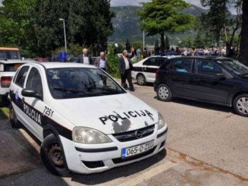 Livno: U teškoj prometnoj nesreći poginula 21-godišnja djevojka