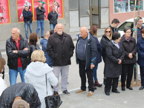 FOTO: Povodom Svih svetih u Prozoru zapaljene svijeće za poginule i preminule branitelje