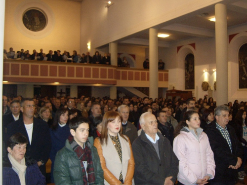 FOTO: Polnoćka u župi Prozor