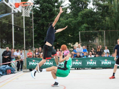 FOTO: Završen turnir "Streetball Rama 2014."