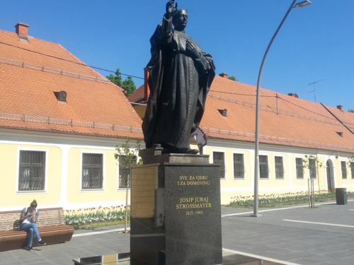FOTO: Učitelji posjetili Vukovar, Ilok i Đakovo