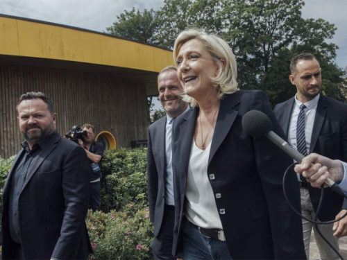 Le Pen vodi na izborima u Francuskoj, rezultat neizvjestan