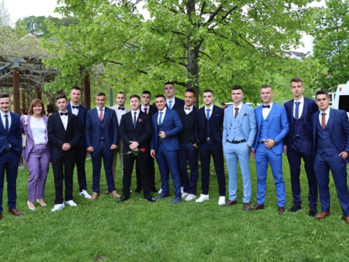 FOTO/VIDEO: Matura 2023. - Defile mladosti na ulicama Prozora