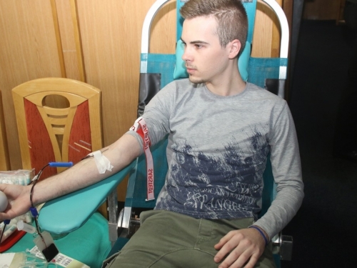 FOTO: U Prozoru održana akcija darivanja krvi