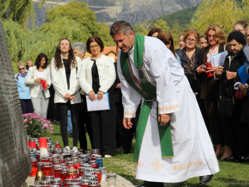 FOTO: Dan sjećanja na ramske žrtve - Komemoracija na Šćitu