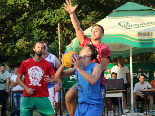 FOTO: ''General Vasilije Mitu'' iz Zagreba pobjednik 15. Streetball Rama