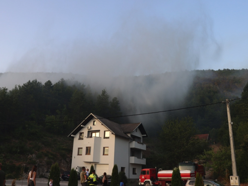 FOTO/VIDEO: Lokaliziran požar u Rami