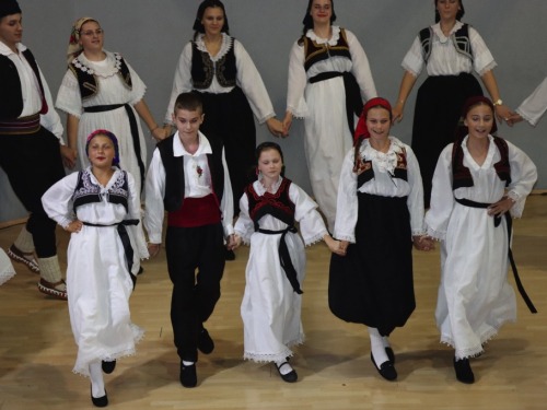FOTO: 3. večer folklora u Prozoru - ''Običaje svoje zaboravit neću''