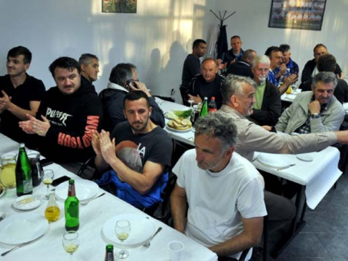 Požeški Ramci i Hercegovci odmejerili snage na veličkom nogometnom stadionu