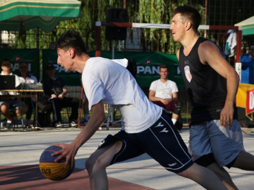 FOTO: Počeo turnir u uličnoj košarci ''Streetball Rama 2017.''