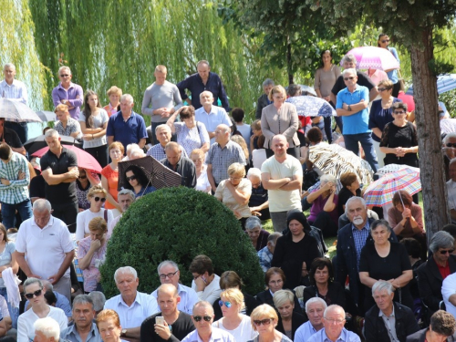 FOTO/VIDEO: Mala Gospa Rama-Šćit 2016.