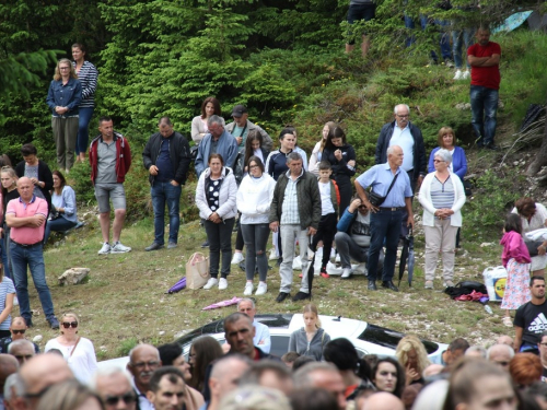 FOTO/VIDEO: Tisuće vjernika na Kedžari proslavilo Divin dan