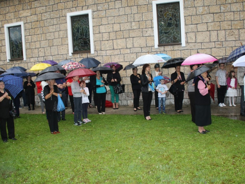 FOTO: Vanjska proslava sv. Ante u župi Gračac