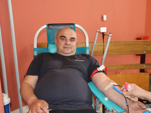 FOTO: Uspješna akcija darivanja krvi u Prozoru