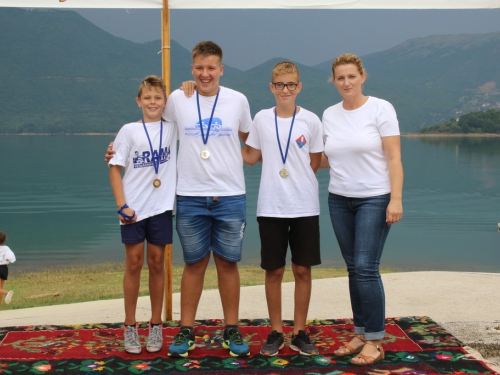 FOTO: Održana veslačka regata na Ramskome jezeru