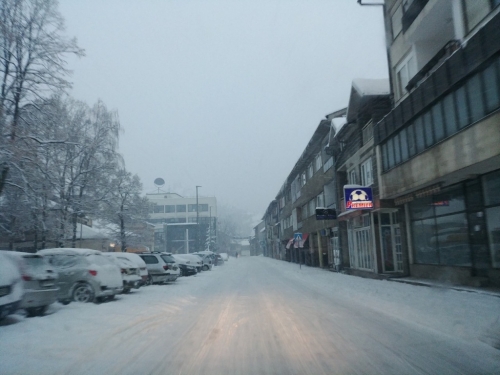 FOTO: Jutros u Rami pada novi snijeg
