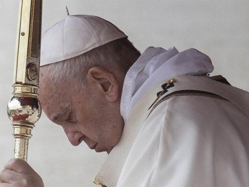 Prvi put u povijesti papa stiže u Irak