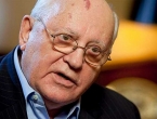 Gorbačov: Svijet se nalazi na rubu; vojne aktivnosti sliče pravom ratu