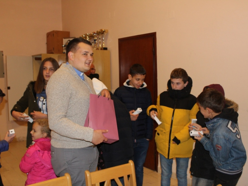 FOTO: Primanje novih članova u Društvo Prijatelja Maloga Isusa