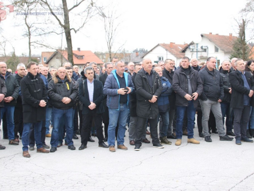 FOTO: Na Mirogoju sahranjen pukovnik Ante Pavlović