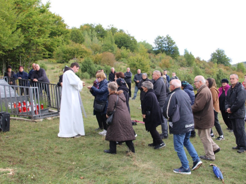 FOTO: Na Maglicama obilježena 83. obljetnica stradanja