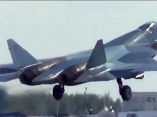 Pogledajte što može T-50, moćni ruski borbeni zrakoplov pete generacije