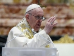 Papa u šali poručio majkama sa sinovima neženjama: Nemojte im peglati košulje!