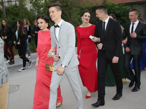 FOTO/VIDEO: Matura 2016. - Defile mladosti i ljepote na ulicama Prozora