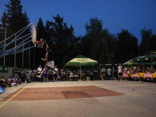 FOTO: ''General Vasilije Mitu'' iz Zagreba pobjednik 15. Streetball Rama