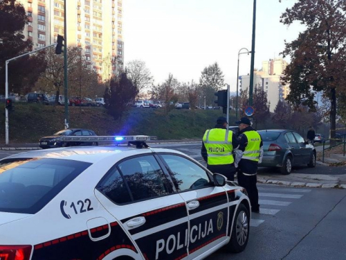 U ponedjeljak Dan žalosti i mirno okupljanje u znak podrške policiji