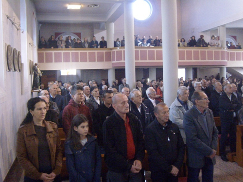 FOTO: Bogoslovi i poglavari Vrhbosanskog bogoslovnog sjemeništa posjetili Prozor i Šćit