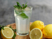 Što se događa s vašim tijelom kada pijete vodu s limunom svaki dan