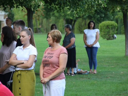 FOTO: Promocija knjige dr. sc. Šimuna Novakovića i druga večer trodnevnice na Šćitu