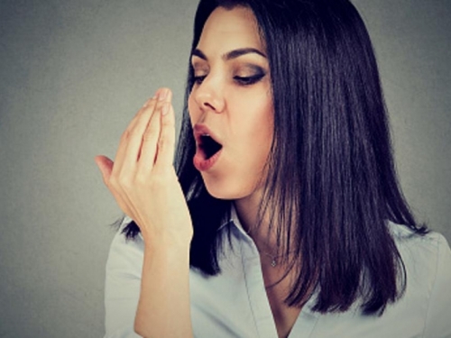Što uzrokuje loš zadah i 9 stanja na koja ukazuje