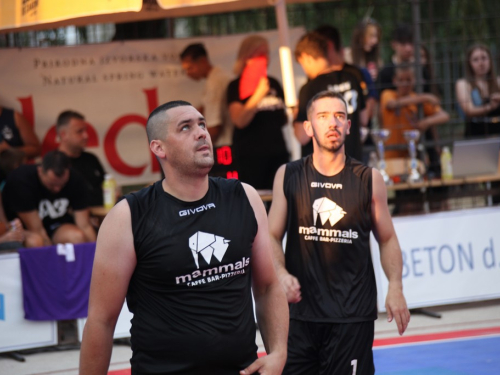 FOTO: 'Vlasenica IN Domić' pobjednik 22. Streetball Rama - Davor Ivančić Dačo