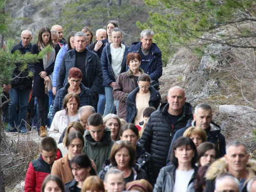 FOTO: Ramski put križa u Podboru