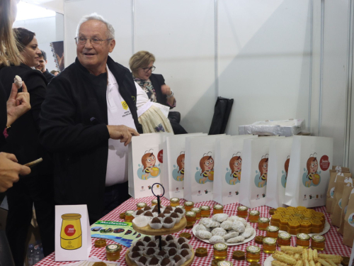 FOTO: Otvoren 17. sajam ''Dani šljive Prozor - Rama 2024.''