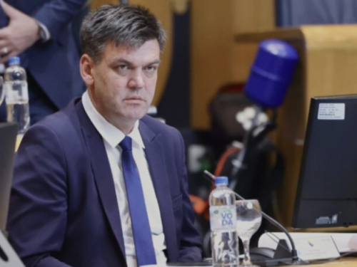 Sjednice Doma naroda propadaju, Cvitanović poručuje: ''Vrtimo se u krug, ništa nismo uradili''