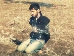 ISIL-ovci zarobili pripadnike Al Quaide, pa ih pred kamerama digli u zrak