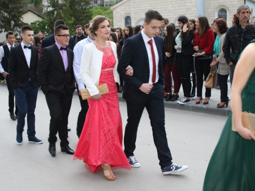 FOTO/VIDEO: Matura 2016. - Defile mladosti i ljepote na ulicama Prozora