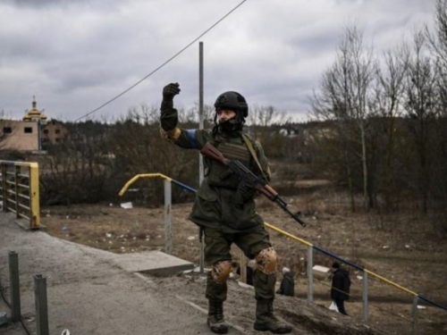 Ukrajina: Rusi se povlače iz gradova u Luhansku