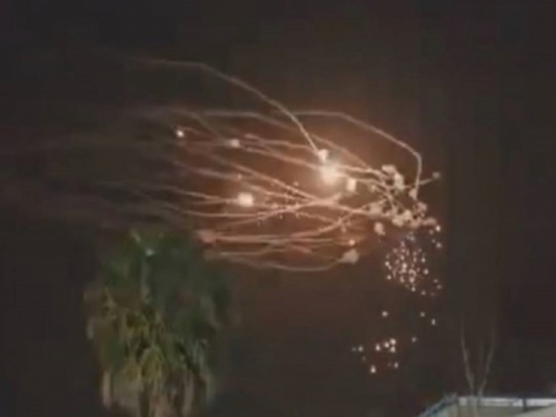 Izrael: ''Ovako izgleda salvo raketa na nas, Iron Dome ih je presreo''