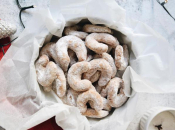 Božić bez glutena: prhke orah kiflice koje svi vole