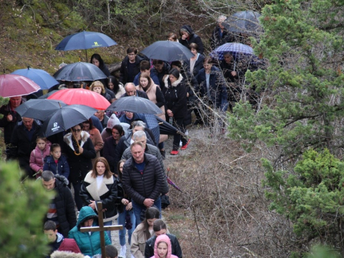 FOTO: Ramski put križa u Podboru