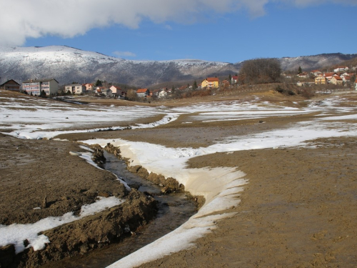 FOTO/VIDEO: Svjedoci jednog vremena - Ramsko jezero