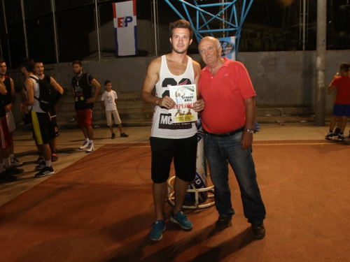 FOTO: Binvest Lubura pobjednik 14. Streetball turnira u Prozoru