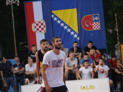 FOTO: Druga večer turnira 19. Streetball Rama