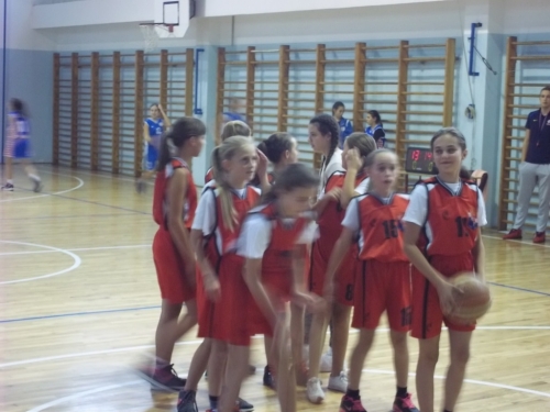 Najmlađe ramske košarkašice odigrale svoju prvu utakmicu